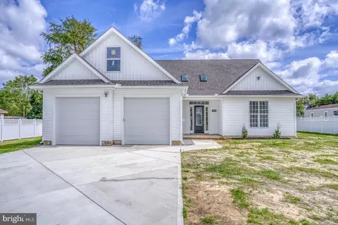 3908 Peachtree Run, Dover, DE 19901