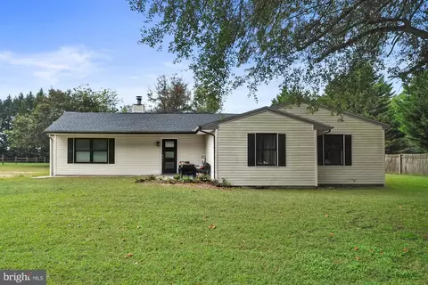 128 Abbotts Pond Rd, Greenwood, DE 19950