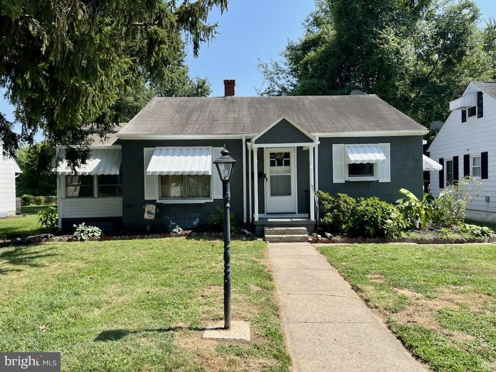 132 Pine St, Dover, DE 19901 photo 1
