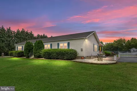 4576 Holletts Corner Rd, Clayton, DE 19938