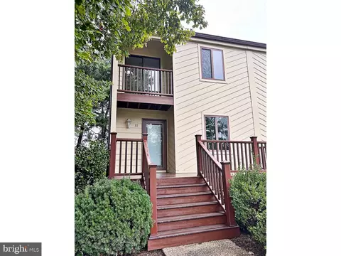 81 Chatham Ct, Dover, DE 19901