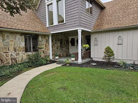 206 Pine Valley Rd, Dover, DE 19904 photo 2