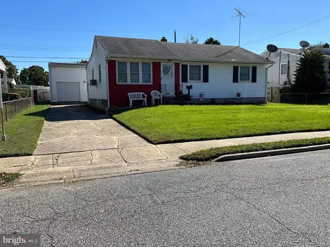 267 Maple St, Smyrna, DE 19977