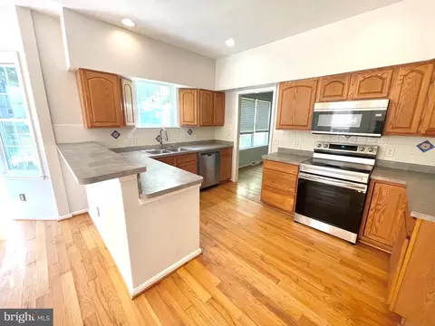 32 Pin Oak Dr, Dover, DE 19904 photo 12