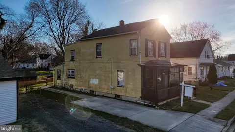 219 N Queen St, Dover, DE 19904 photo 25