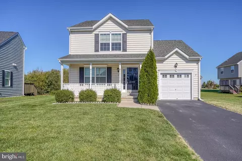 48 Lawrence Ln, Smyrna, DE 19977