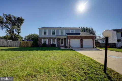 7 Barons Ct, Dover, DE 19901