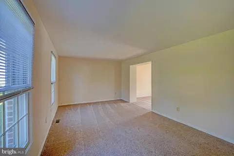 7 Barons Ct, Dover, DE 19901 photo 5