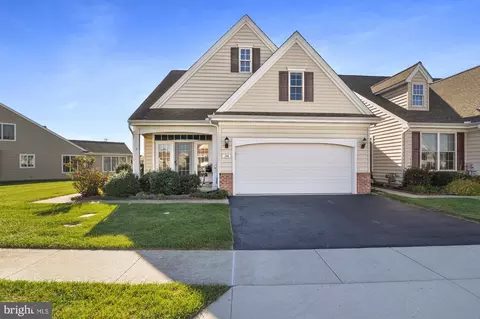34 Larkspur Ln, Smyrna, DE 19977