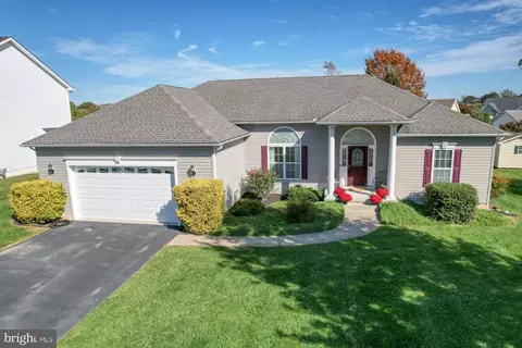 38 Trapper Ln, Magnolia, DE 19962