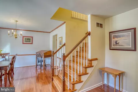 Entry Way - 43 Pin Oak Dr, Dover, DE 19904 photo 1 of 3