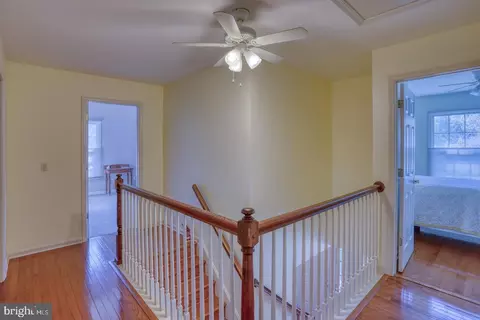 Entry Way - 43 Pin Oak Dr, Dover, DE 19904 photo 2 of 3