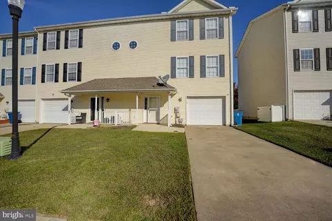 31 Downey Oak Cir, Wyoming, DE 19934