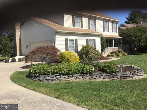 315 Eagle Nest Dr, Camden Wyoming, DE 19934