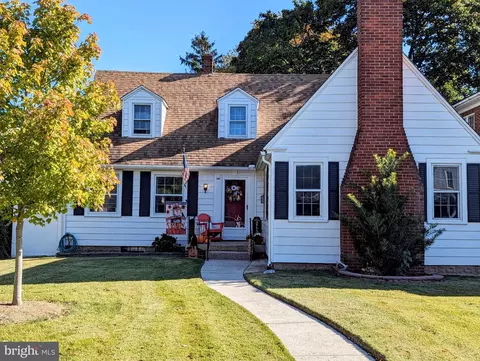 349 N Governors Ave, Dover, DE 19904