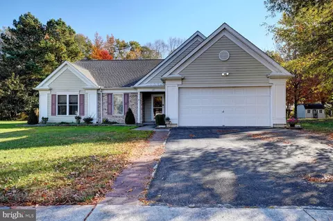 102 Falmouth Way, Dover, DE 19904
