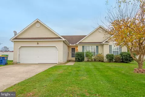 247 S Ember Dr, Felton, DE 19943