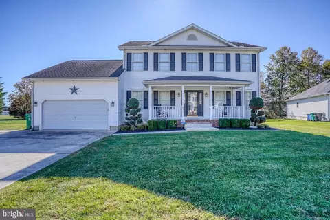 411 Mannering Dr, Dover, DE 19901