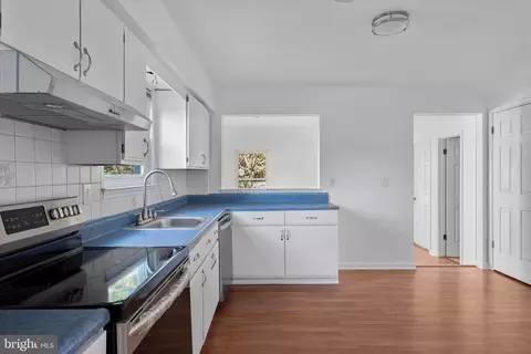 Kitchen - 6 Rutherford Ct, Dover, DE 19904 photo 2 of 2