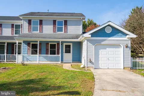 6 Rutherford Ct, Dover, DE 19904