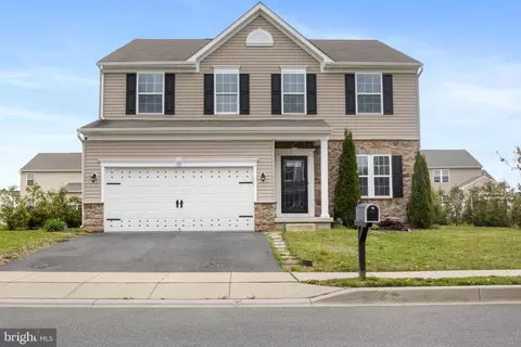 17 Foxtrail Rd, Smyrna, DE 19977