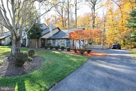 279 Pine Valley Rd, Dover, DE 19904
