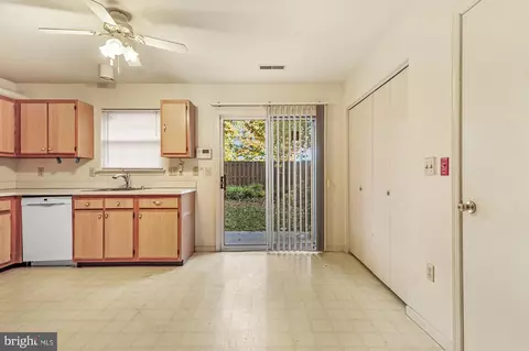 121 Periwinkle Dr, Dover, DE 19904 photo 9