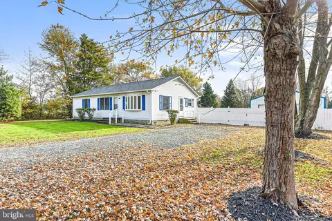120 Hazlettville Rd, Hartly, DE 19953