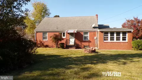 766 S Halsey Rd, Dover, DE 19901 photo 5