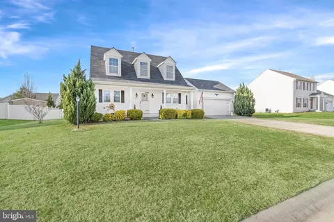 205 Mayapple Ln, Magnolia, DE 19962