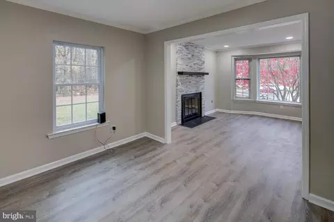 Living - 154 Old Forge Dr, Dover, DE 19904 photo 2 of 2