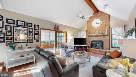 4 Waterwheel Cir, Dover, DE 19901 photo 6