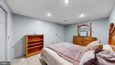 4 Waterwheel Cir, Dover, DE 19901 photo 17