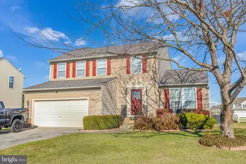 236 E Braeburn Dr, Smyrna, DE 19977