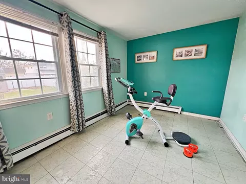 895 Woodcrest Dr, Dover, DE 19904 photo 17