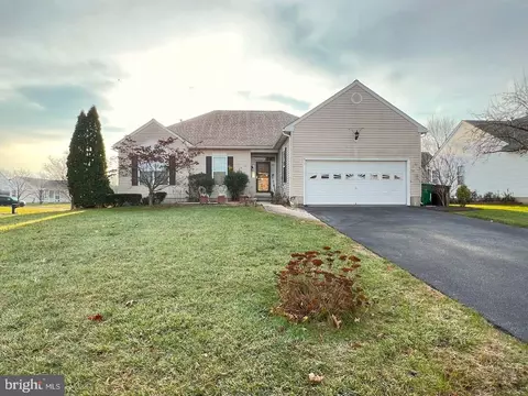 15 Wooten Ct, Dover, DE 19904