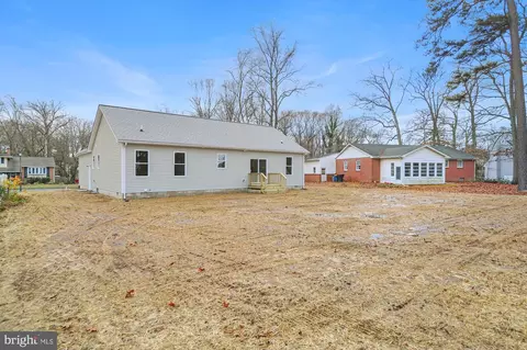 749 W Oak Dr, Dover, DE 19904 photo 3