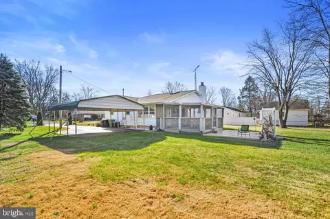 241 Harriet St, Dover, DE 19901 photo 3