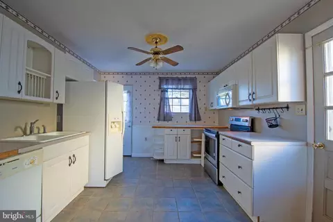 164 Mitscher Rd, Dover, DE 19901 photo 4