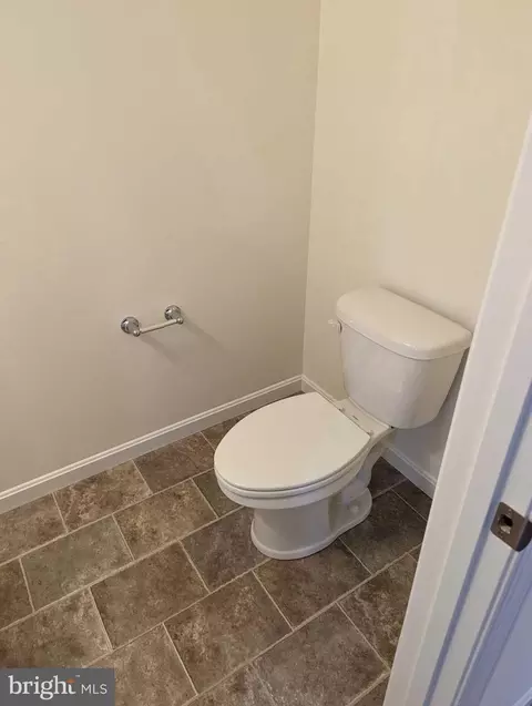 Entry Way - 207 Rojan Rd, Dover, DE 19901 photo 1 of 5