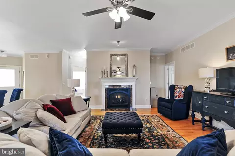 Living - 1198 Deats Dr #1, Dover, DE 19904 photo 2 of 6