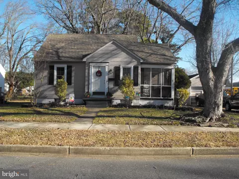 27 Mitscher Rd, Dover, DE 19901 photo 2