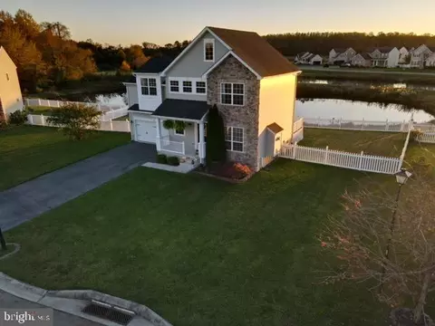 9 Tiburan Ct, Felton, DE 19943
