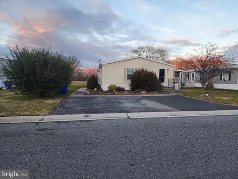 786 Fox Pointe Dr, Dover, DE 19904 photo 3