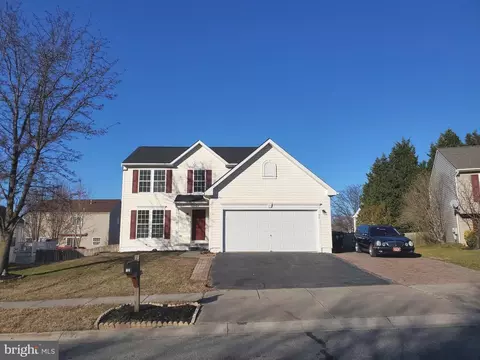 71 Houston St, Dover, DE 19901