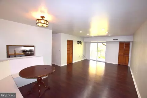 11 Chase Hall, Dover, DE 19904
