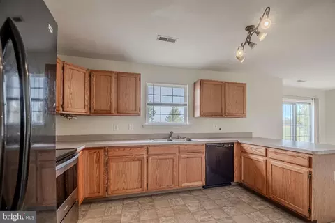 203 Westover Dr, Dover, DE 19904 photo 6
