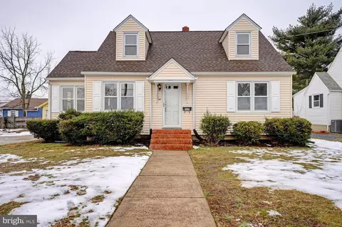 1090 S Bradford St, Dover, DE 19904