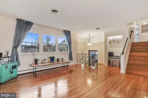 Living - 850 Sunset Ter, Dover, DE 19904 photo 1 of 6