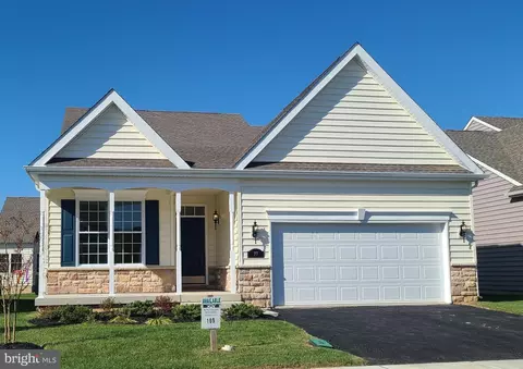 77 Hengst Farm Ln, Smyrna, DE 19977